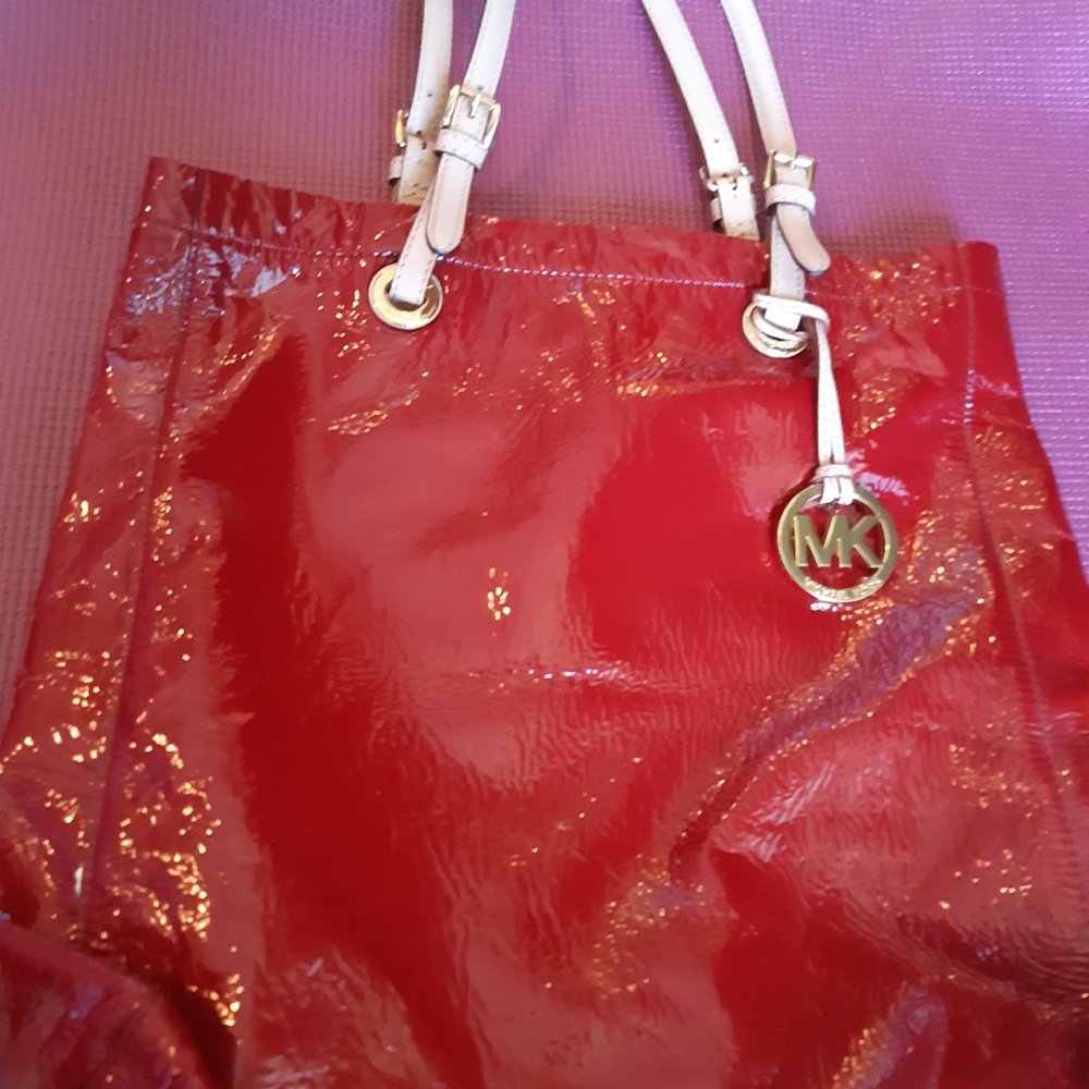 Michael Kors patent tote in red
